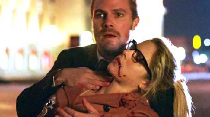 ¿Morirá Felicity en la Temporada 7 de Arrow?
